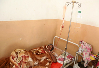 A patient with emergency obstetric complications receives a life-saving blood transfusion at El Fasher Maternity Hospital. 
