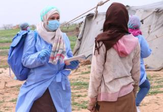 Outreach workers in Syria are raising awareness about the pandemic. © UNFPA Syria