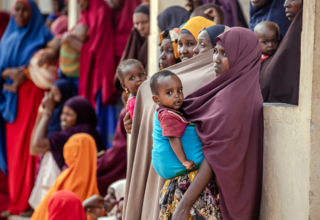 نساء في مخيم كباسا للنازحين بالصومال