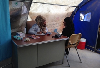 Consultation session at the UNFPA-supported reproductive health clinic in Kilo 18 Camp, Amryiat Al-Falujah, Central Iraq. 