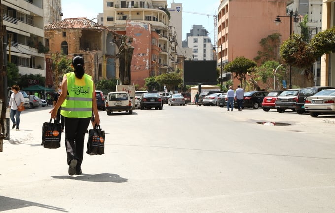 توزيع حقائب الكرامة في بيروت. © صندوق الأمم المتحدة للسكان لبنان