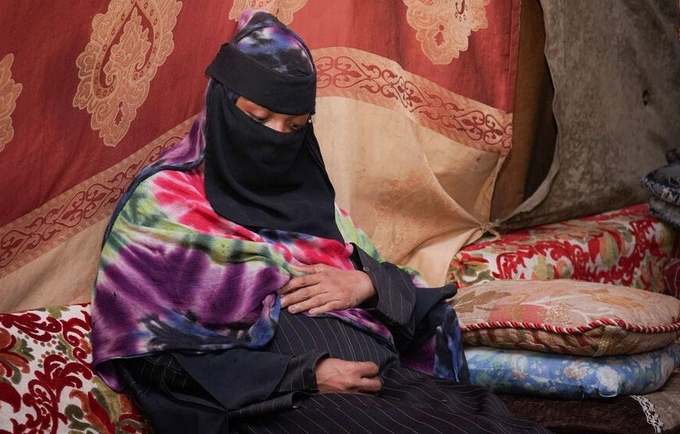A pregnant woman in an internally displaced persons camp in Aden Governorate, Yemen. 