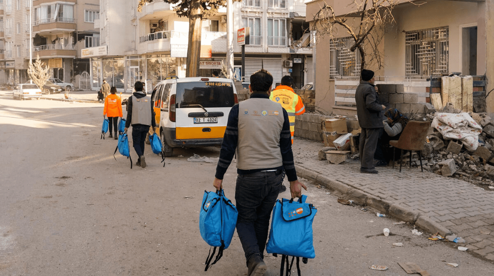 UNFPA providing blankets, warm clothes and dignity kits containing basic hygiene items to women and girls in need